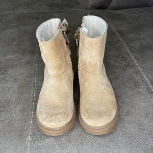 Ugg Toddler Girls Tillee Boots Size 9 Bow Gold Back Tan Suede